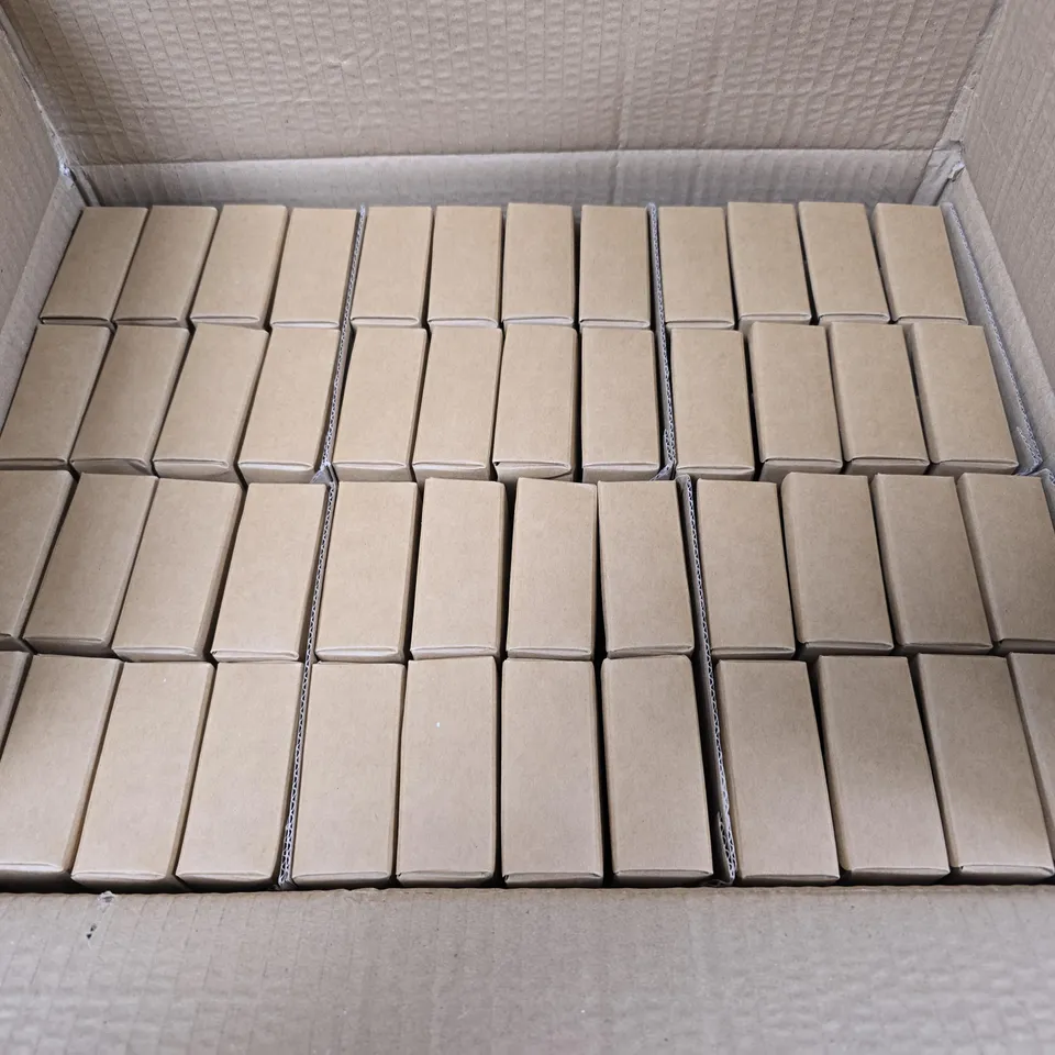 APPROXIMATELY 45 BOXES OF GISELA GRAHAM GREEN VINTAGE TWIST TAPER CANDLES - 2 CANDLES PER BOX 