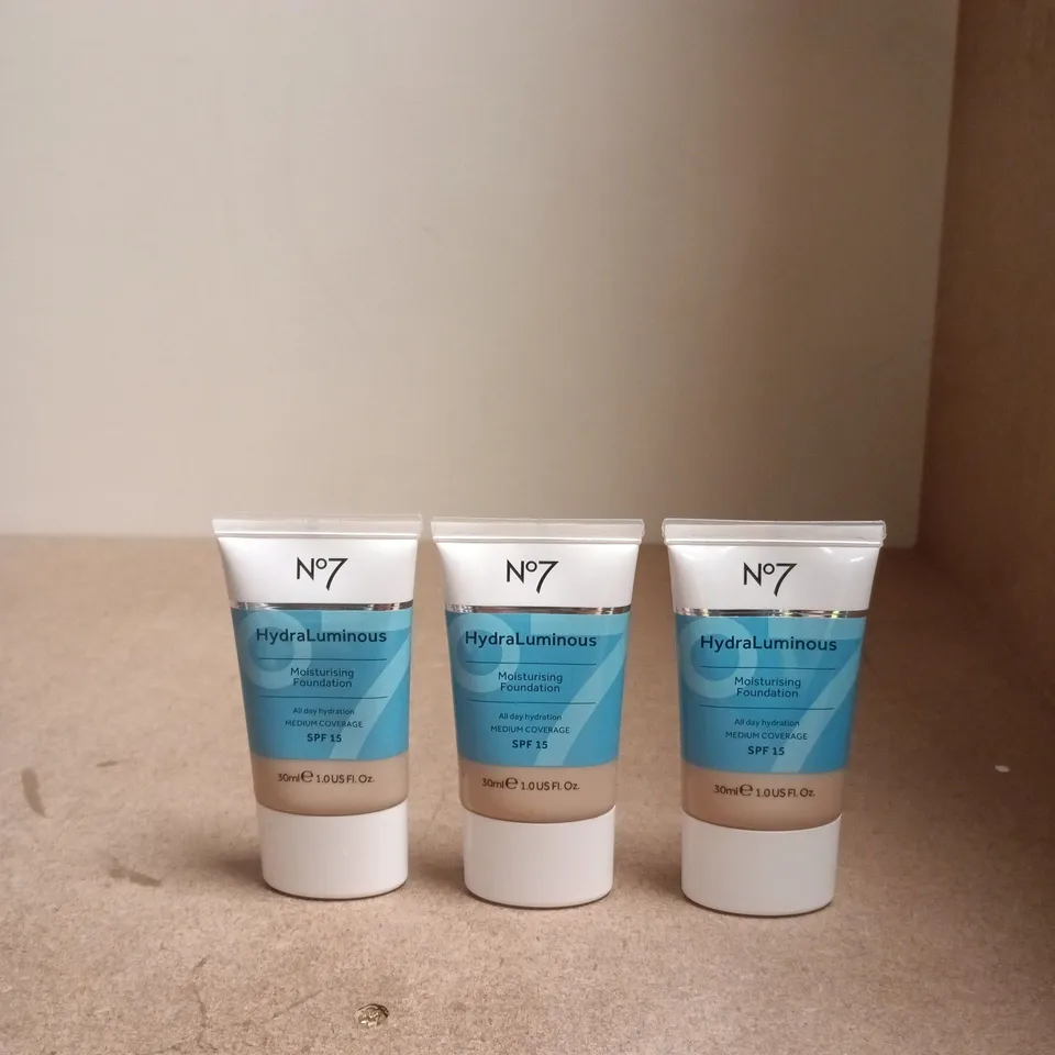 BOOTS NO7 HYDRALUMINOUS FOUNDATION – WARM IVORY 30ML X3