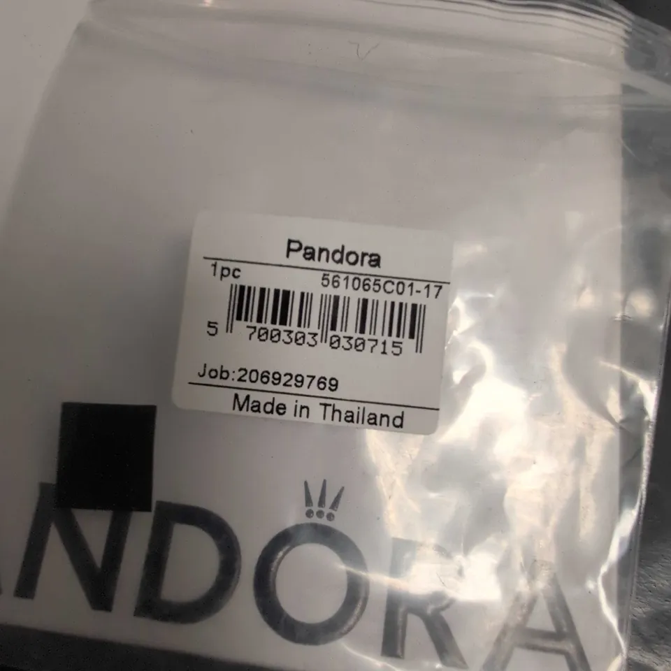 Pandora Bracelet with Heart Charm – Gold Tone