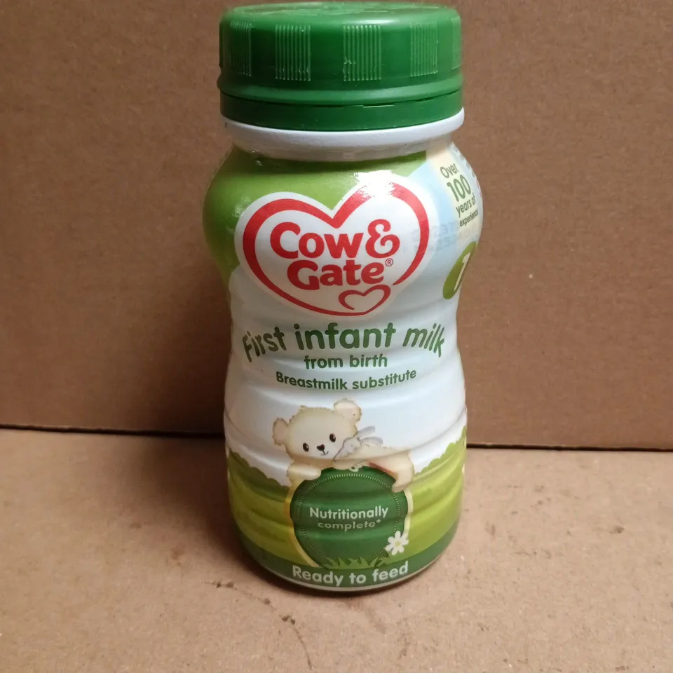 APPROXIMATELY 16 COW & GATE FIRST INFANT MILK (16X200ML)