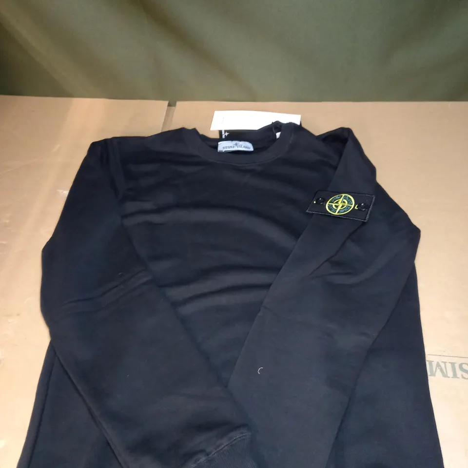 MENS STONE ISLAND JUMPER IN BLACK SIZE UNSPECIFIED