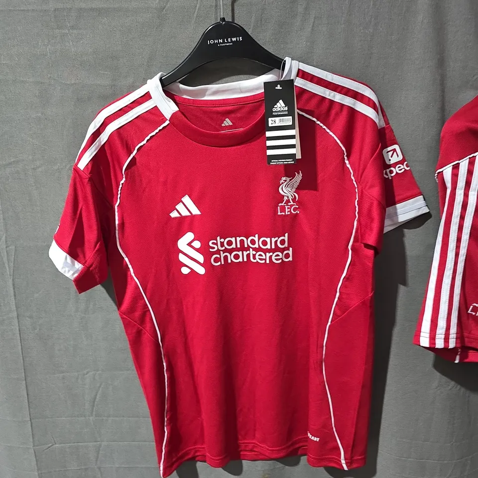 LIVERPOOL FC M. SALAH 11 HOME SHIRT + SHORTS – ADIDAS OFFICIAL LICENSED PRODUCT, SIZE UK 28