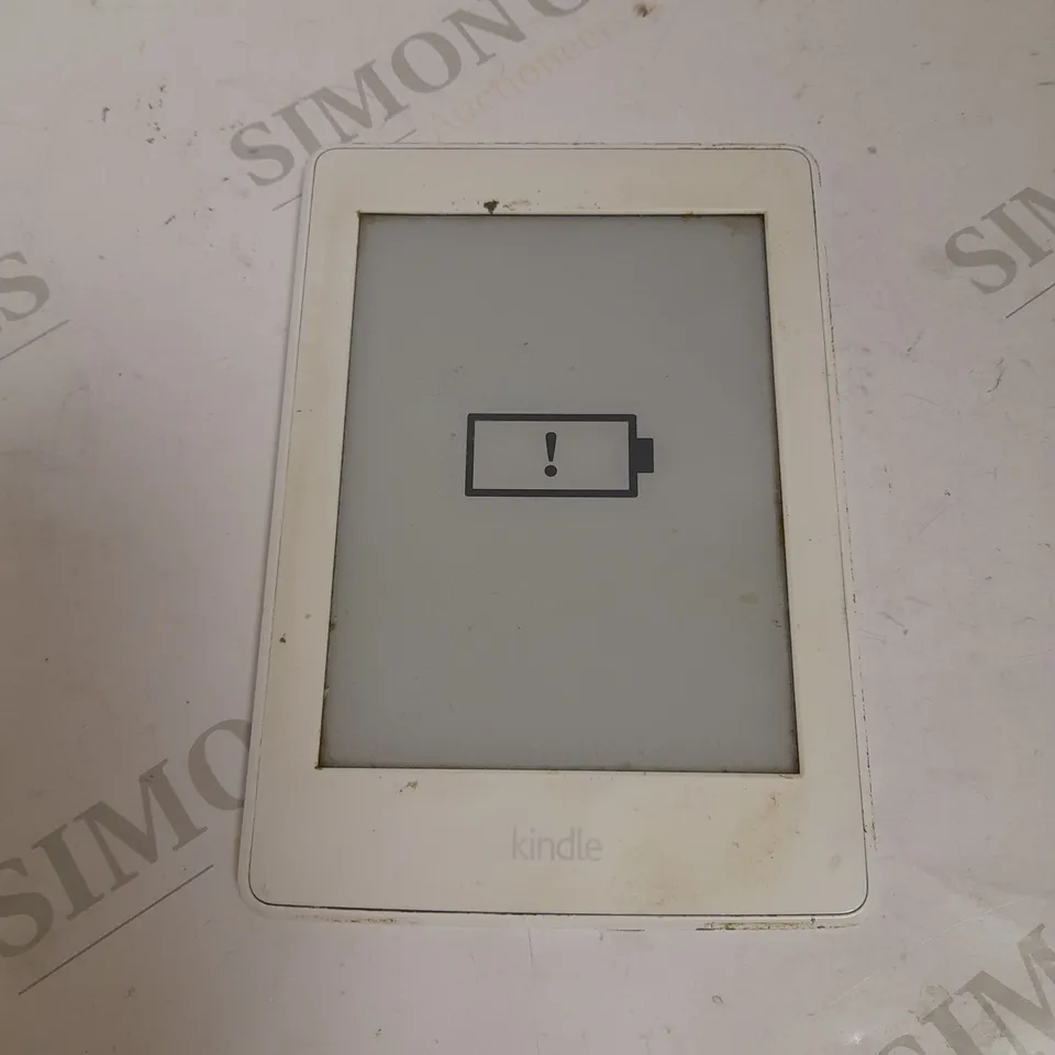AMAZON KINDLE DP75SDI PAPERWHITE E-READER 