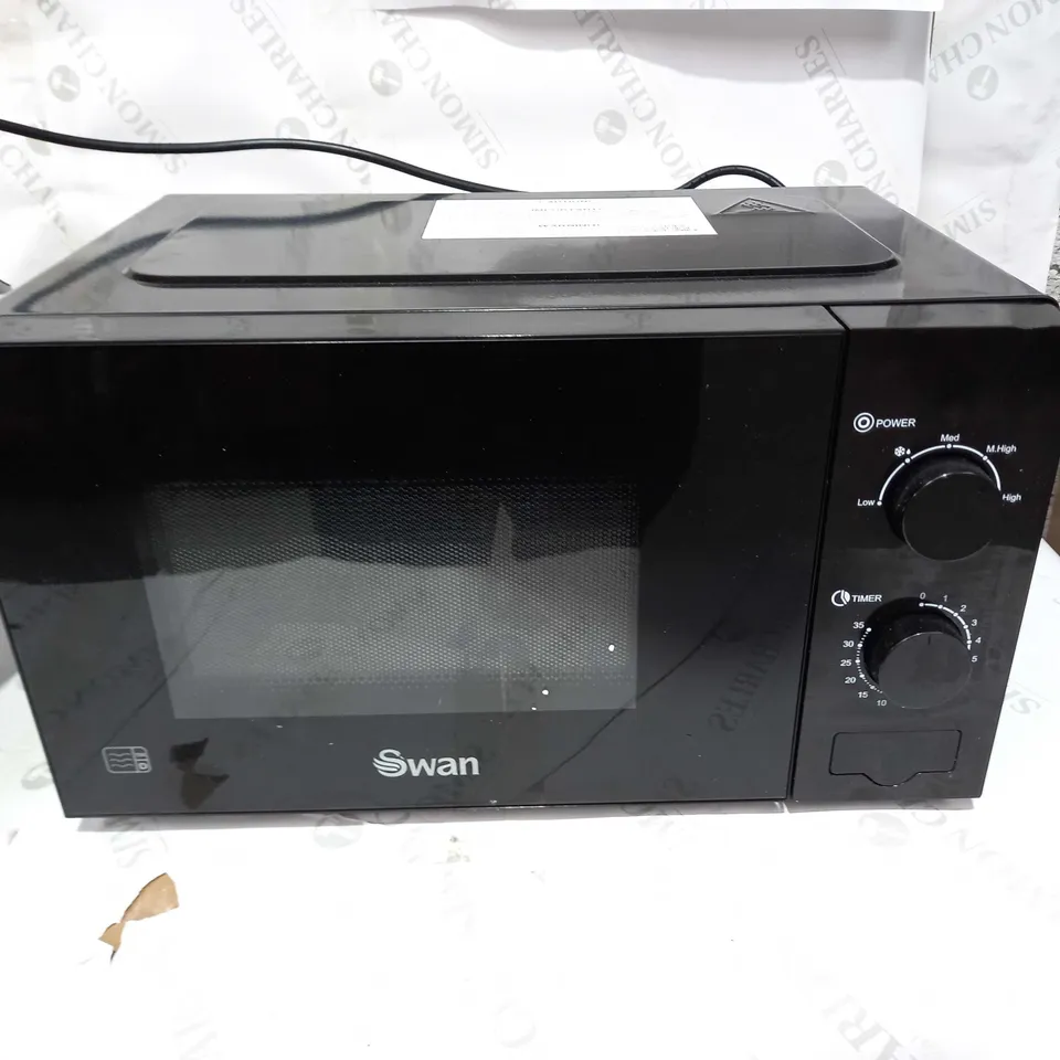 SWAN 700W MANUAL MICROWAVE RRP £67.99