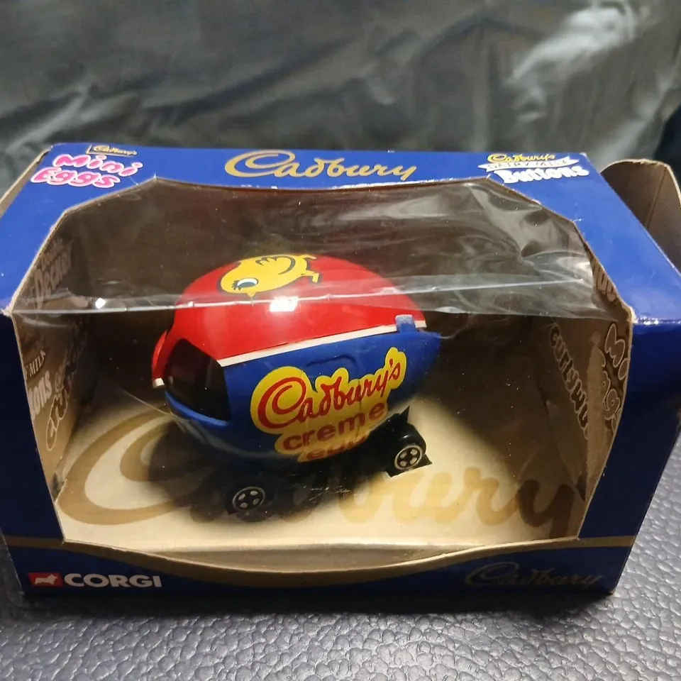CORGI CADBURY'S CREME EGG MINI CAR – BOXED
