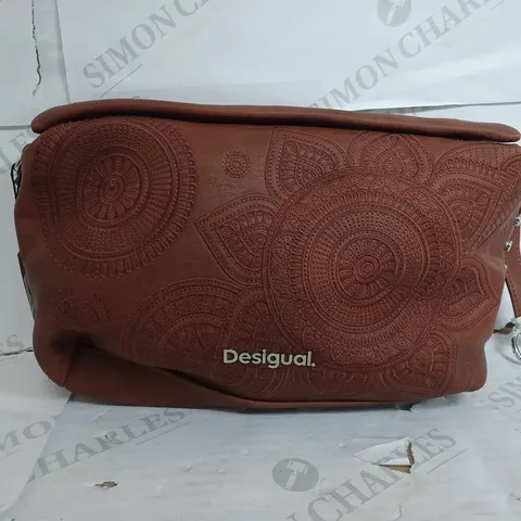 DESIGUAL BROWN POUCH BAG 