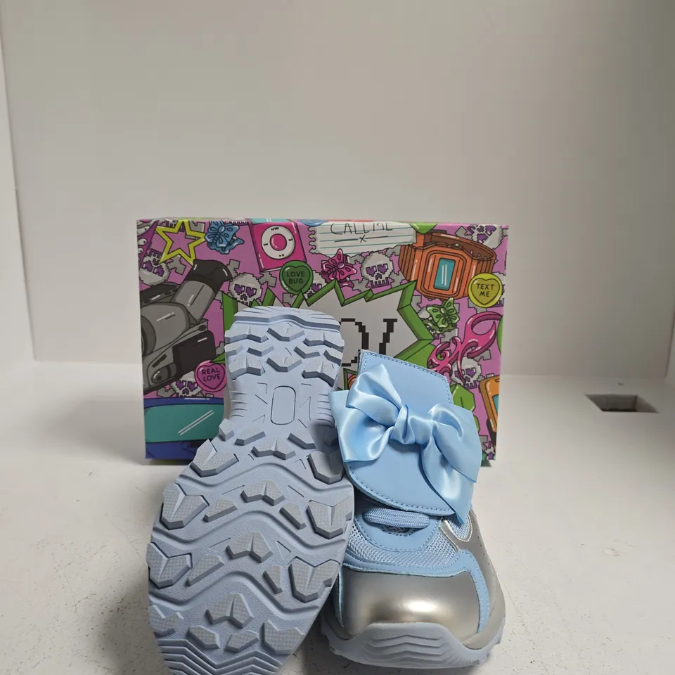 KOI SOFT WHISPERS SPORTY BOW-DETAIL TRAINERS – LIGHT BABY BLUE/SILVER