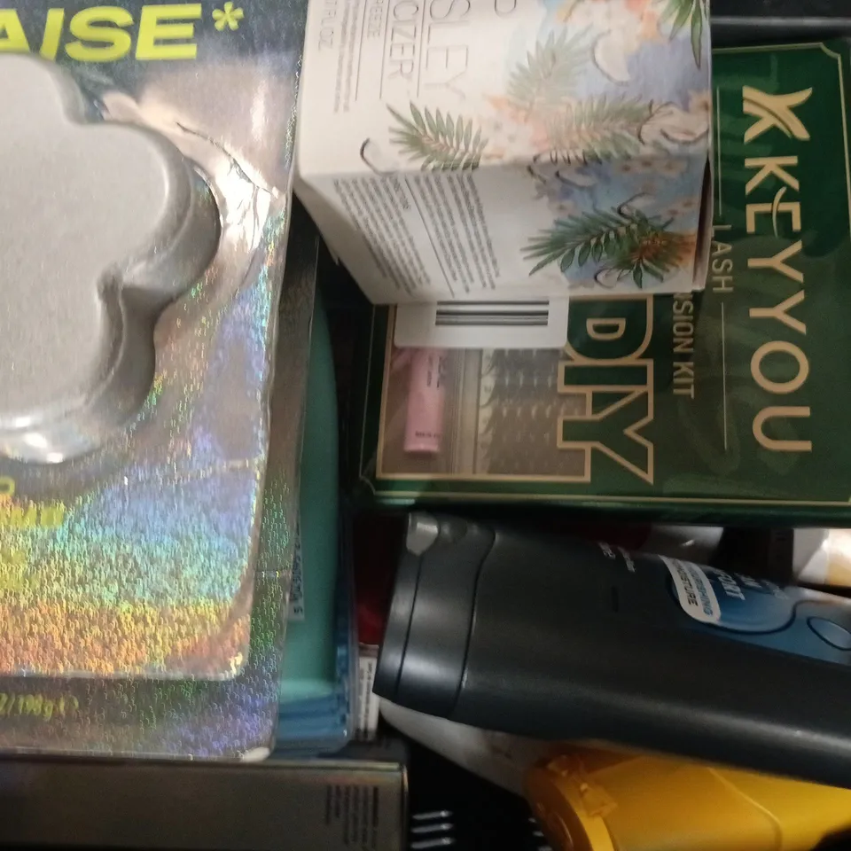APPROXIMATELY 15 ASSORTED COSMETIC ITEMS TO INCLUDE UKLASH, JOHN FRIEDA, ETC - COLLECTION ONLY