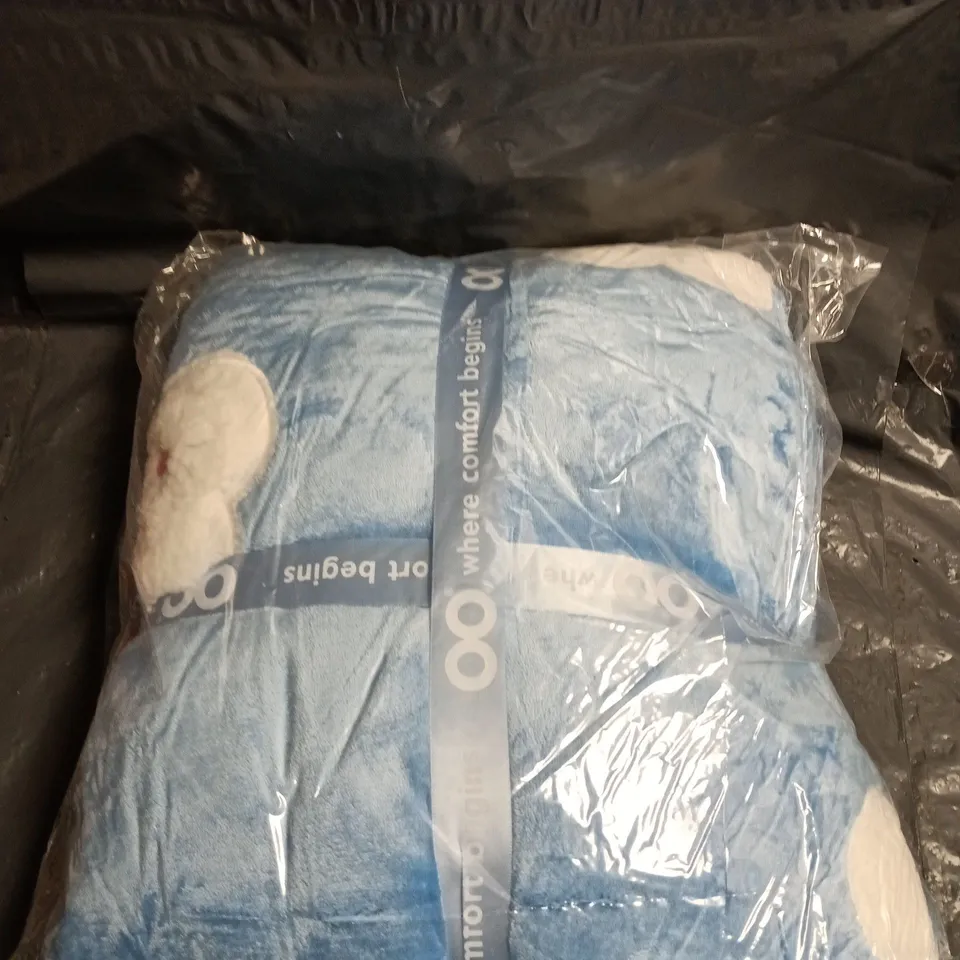 SEALED OODIE OVERSIZED HOODED BLANKET - CLOUDS