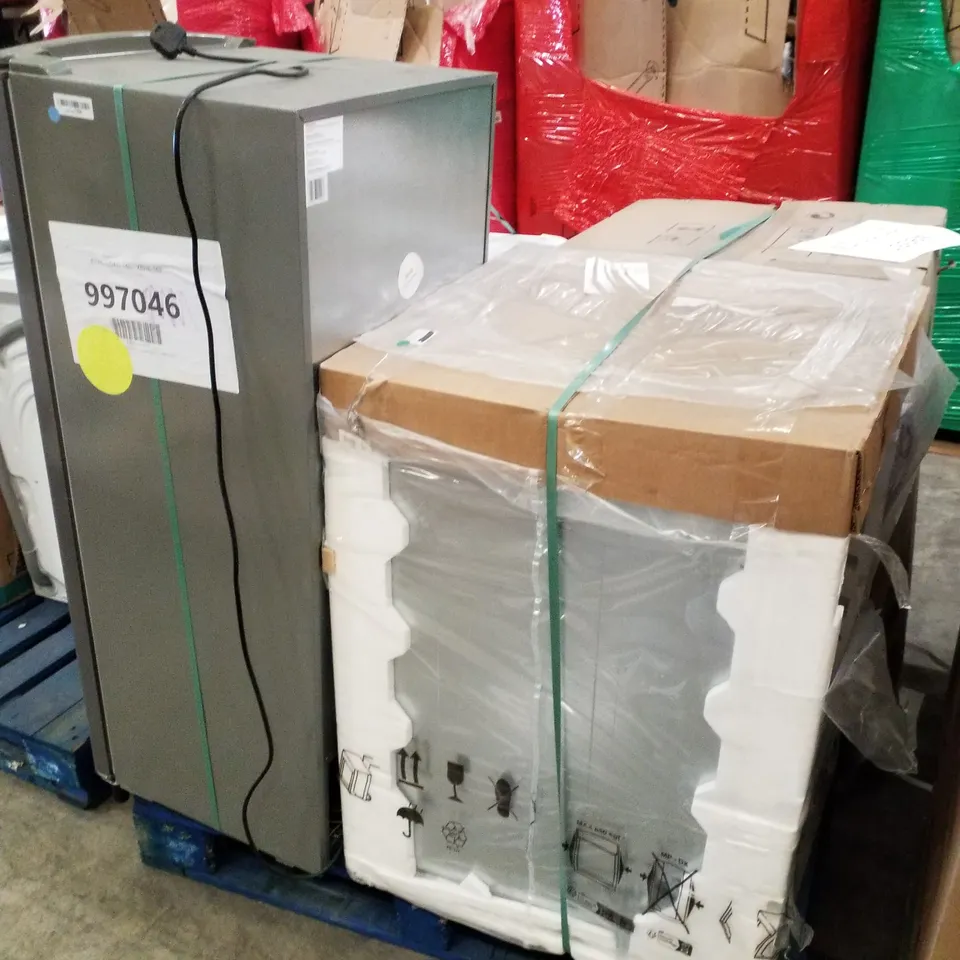 PALLET CONTAINING APPROXIMATELY 4 RAW ELECTRICAL ITEMS TO INCLUDE: