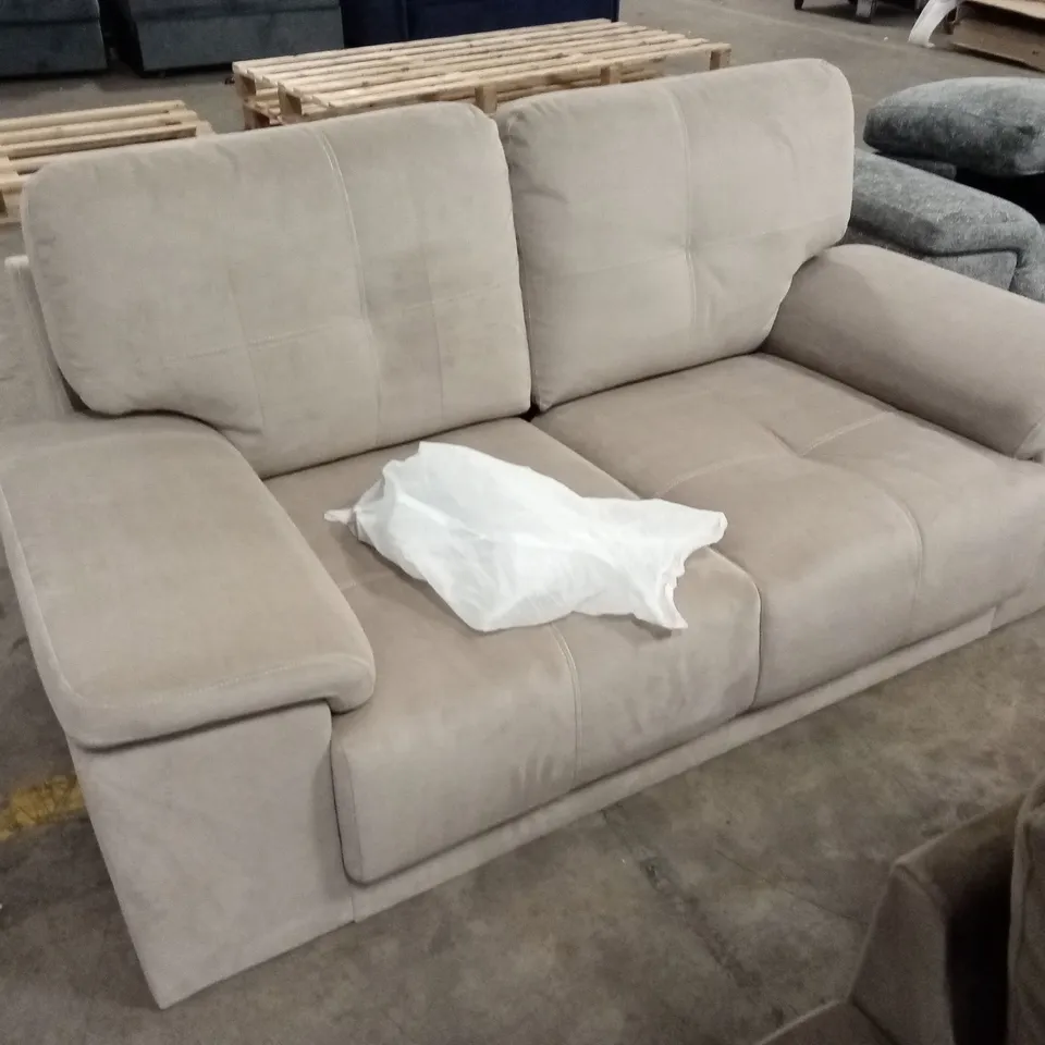 KANSAS 2 SEATER SOFA, CHAMPAGNE CLASSIC VELVET