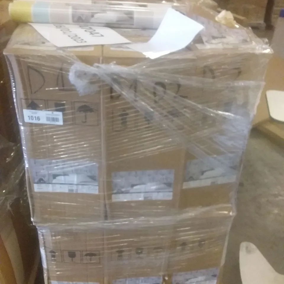 PALLET OF ASSORTED WALLPAPER 