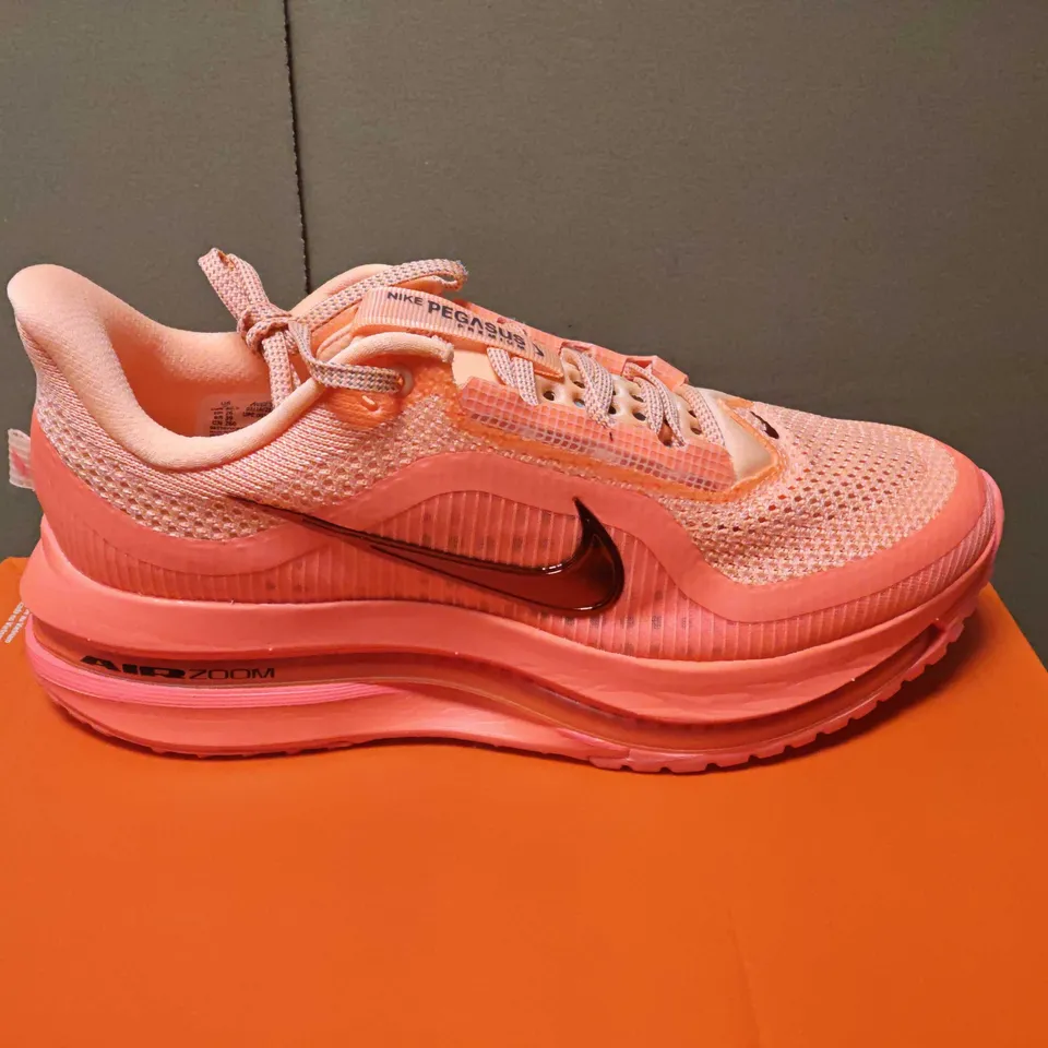 NIKE PEGASUS PREMIUM WOMEN'S RUNNING SHOES – PINK/ORANGE (UK 6.5)