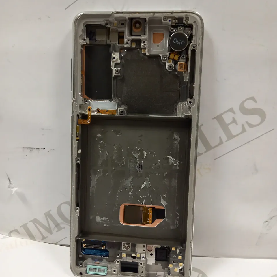 SAMSUNG S21 MOBILE PHONE (SCREEN ONLY)