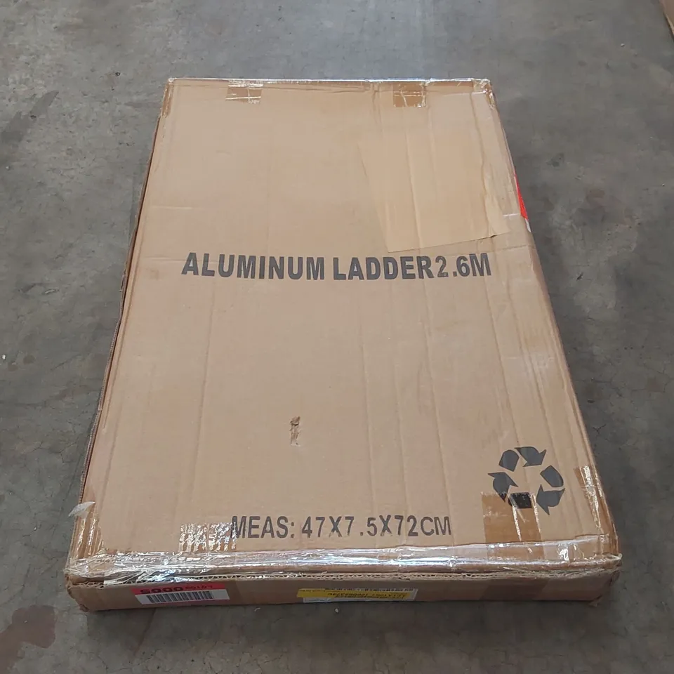 BOXED 2.6M ALUMINIUM LADDER