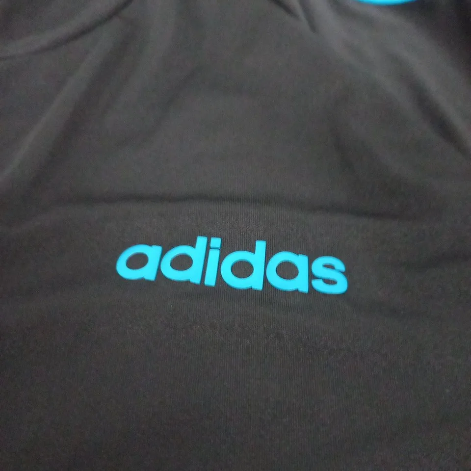 ADIDAS BLACK T-SHIRT WITH BLUE STRIPES