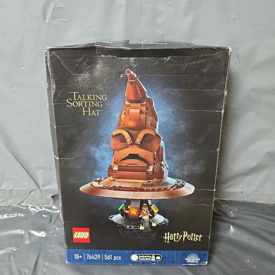 BOXED LEGO HARRY POTTER TALKING SORTING HAT - 76429
