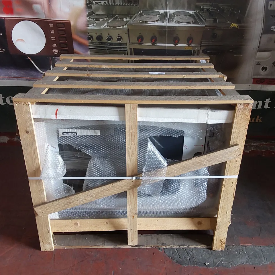 BRAND NEW PACKAGED INOXTREND CDA 207E COMMERCIAL COMBI OVEN 7X GN2/1 - ELECTRIC RRP £8500