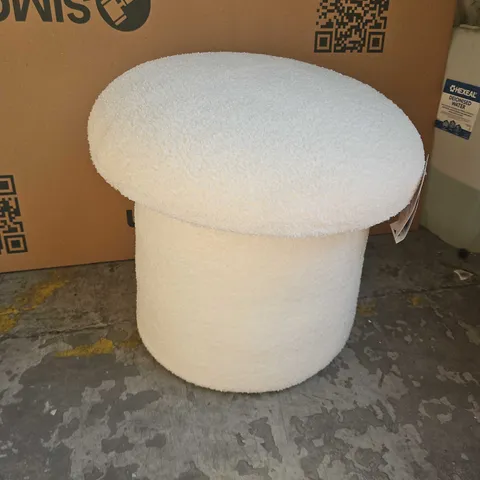MUSHROOM STORAGE FOOT STOOL