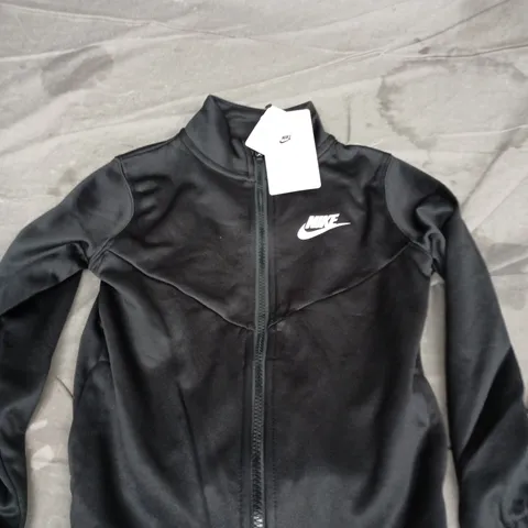 NIKE CHILDRENS UNISEX TRAINING JACKET – BLACK, SIZE 5