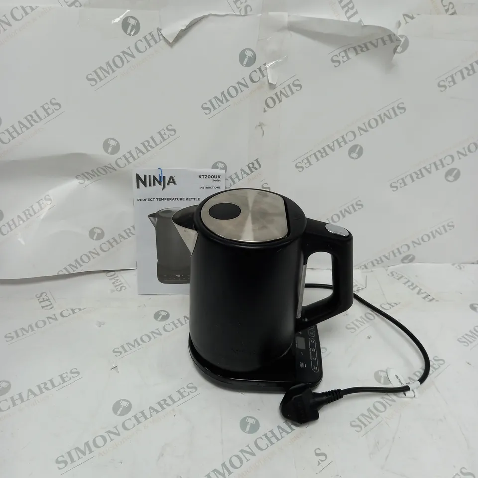 BOXED NINJA PERFECT TEMPERATURE KETTLE KT200UK