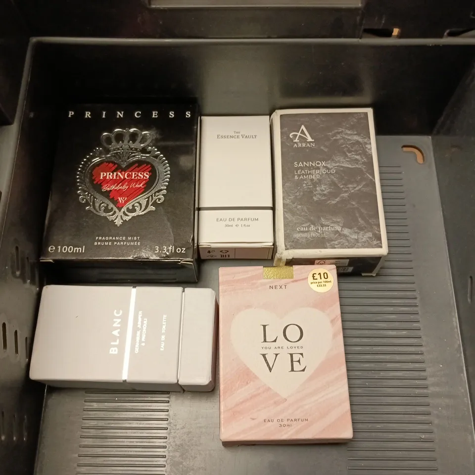 LOT OF 10 ASSORTED EU DE PARFUMES IN VARIOUS SIZES TO INCLUDE NAUGHTY DATES, ESSENCE VAULT AND BLANC