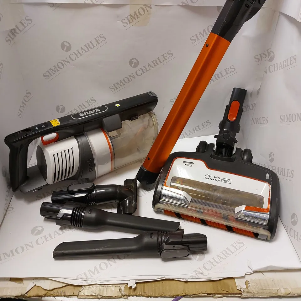 SHARK IZ201UK CORDLESS VACUUM 