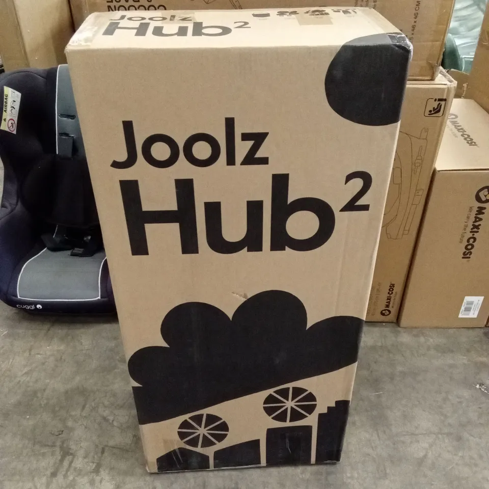 BOXED JOOLZ HUB² CARRYCOT - SANDY TAUPE