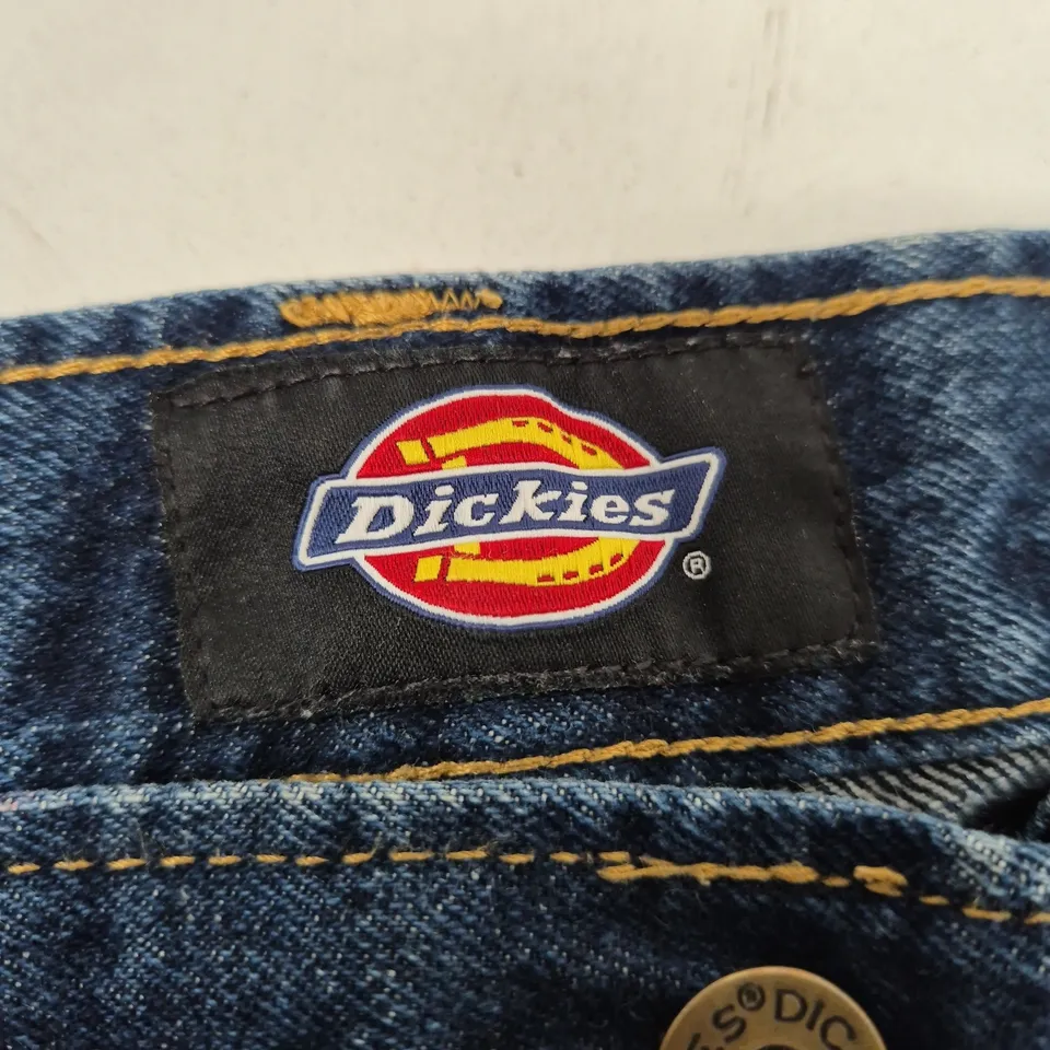 DICKIES DENIM JEANS – UK 30 (W30/L32)