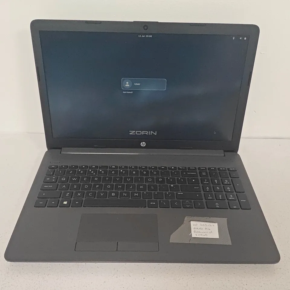 UNBOXED HP 255 G7 AMD A4 LAPTOP IN BLACK