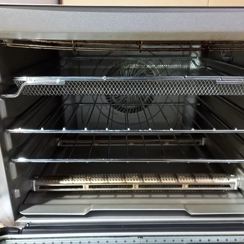 NINJA FOODI MULTIFUNCTION OVEN