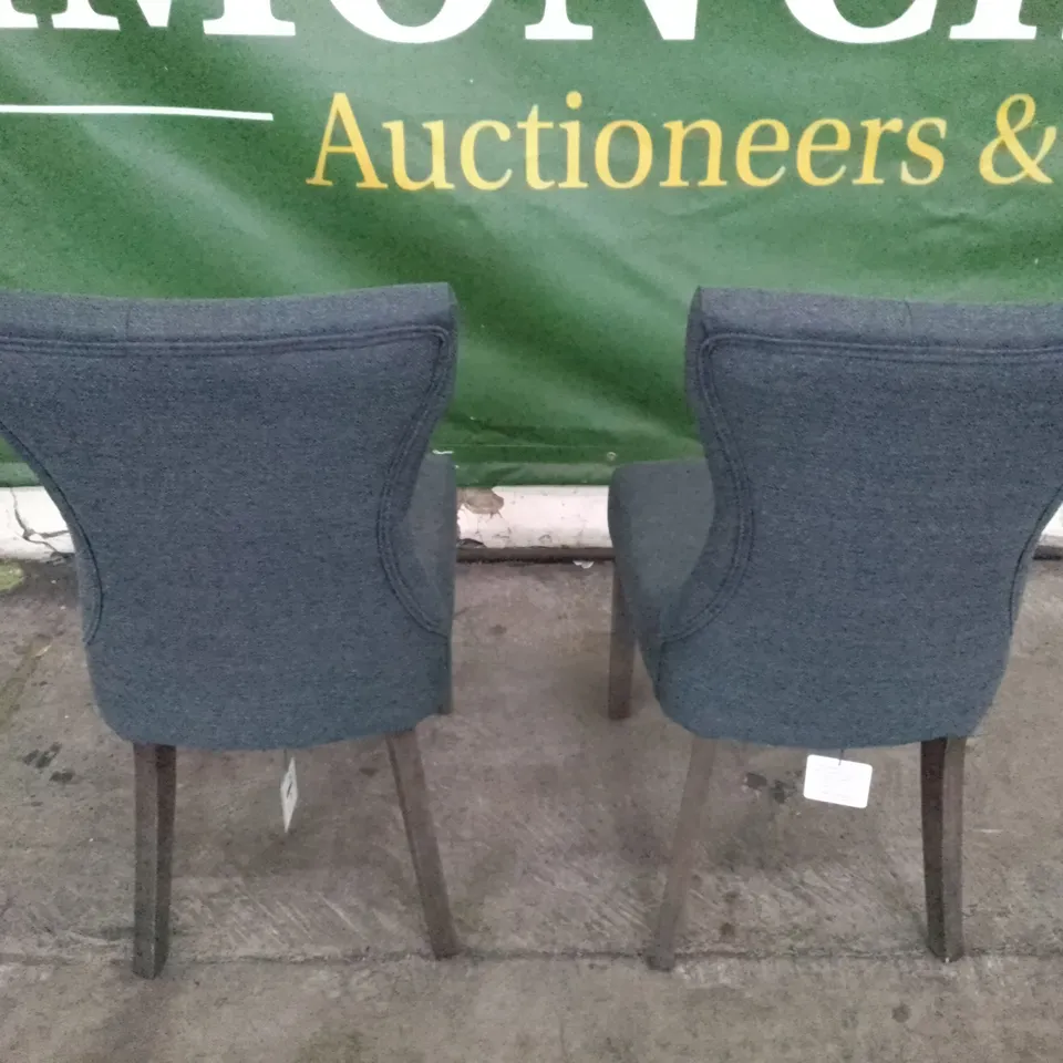 SET OF 2 NEW BEWLEY SLATE FABRIC BUTTON BACK DINING CHAIR (GREY LEG)