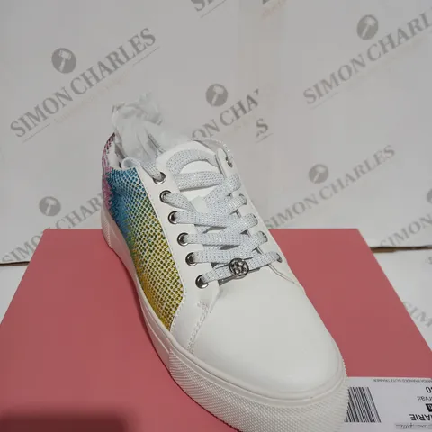 BOXED MODA ALMARIE TRAINER RAINBOW - SIZE 7
