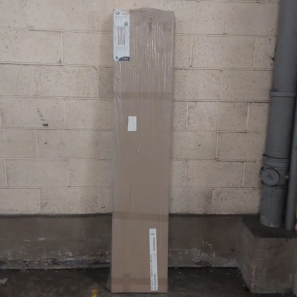 BOXED OAK WORCESTER BI-FOLD WITH CLEAR GLASS - APPROXIMATELY 1981 x 762 x 35mm