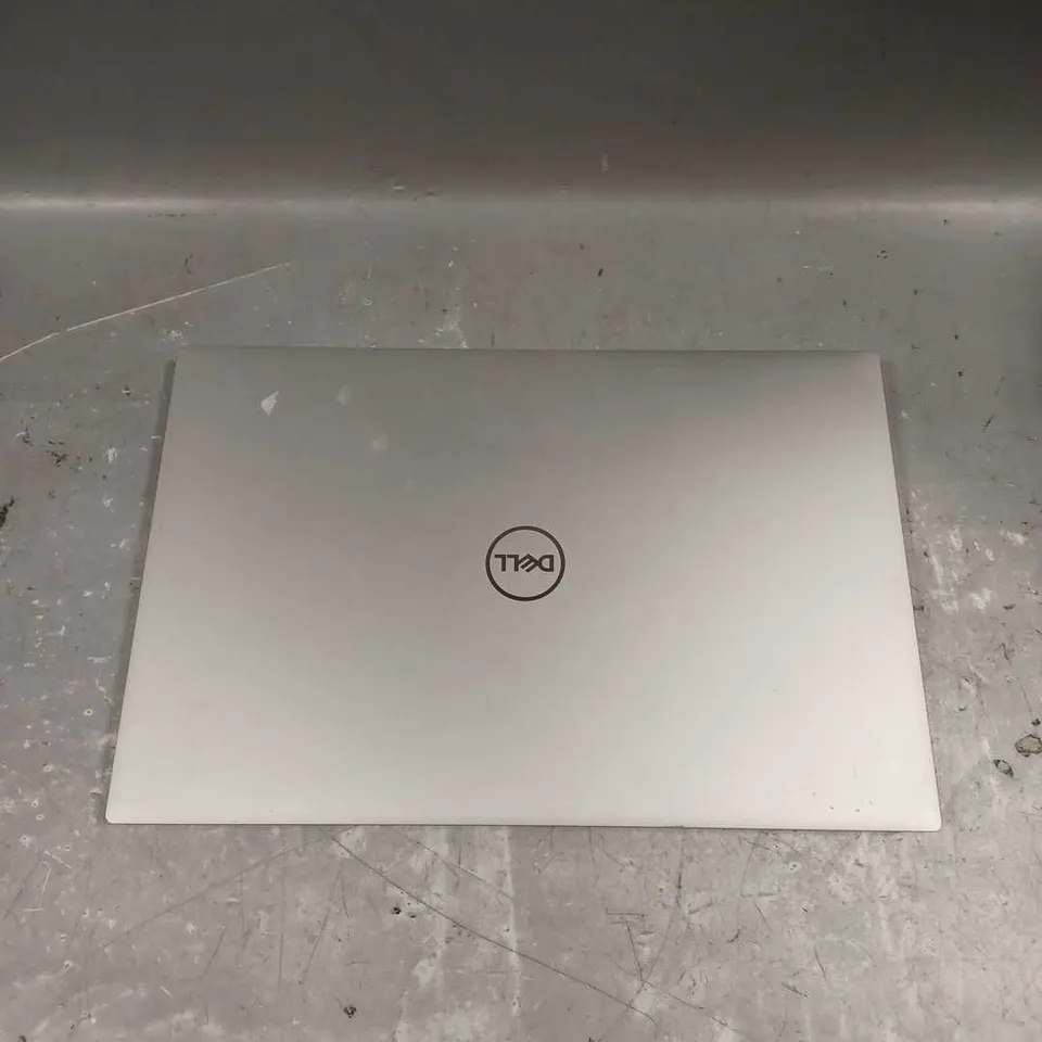 DELL XPS 15 9500 LAPTOP