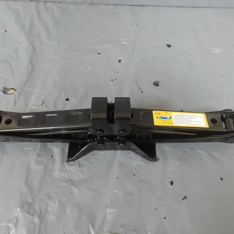 2.5T SCISSOR JACK IN BLACK