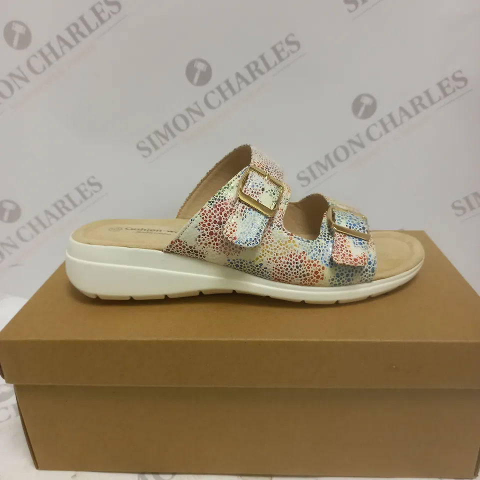 BOXED PAIR OF CUSHION WALK STRAPPY SANDALS, WHITE - SIZE 5