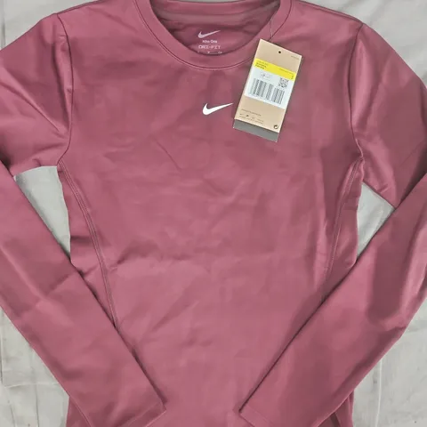 NIKE WOMEN'S LONG SLEEVE TOP IN BURGUNDY SIZE SMALL