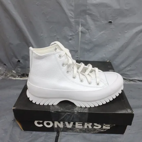 BOXED PAIR OF WOMENS CONVERSE LEATHER HIGH TOP TRAINERS SIZE 5