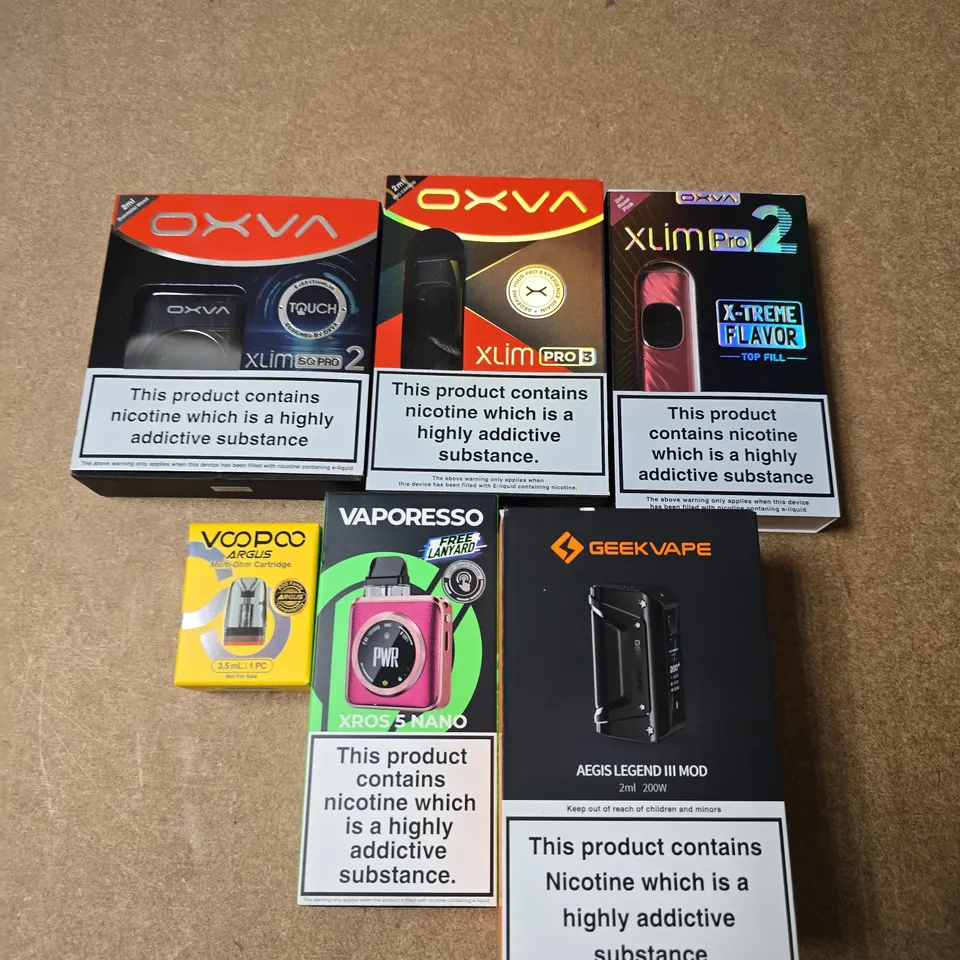 APPROXIMATELY 15 ASSORTED E-CIGARETTE PRODUCTS TO INCLUDE - OXVA, GEEK VAPE ETC