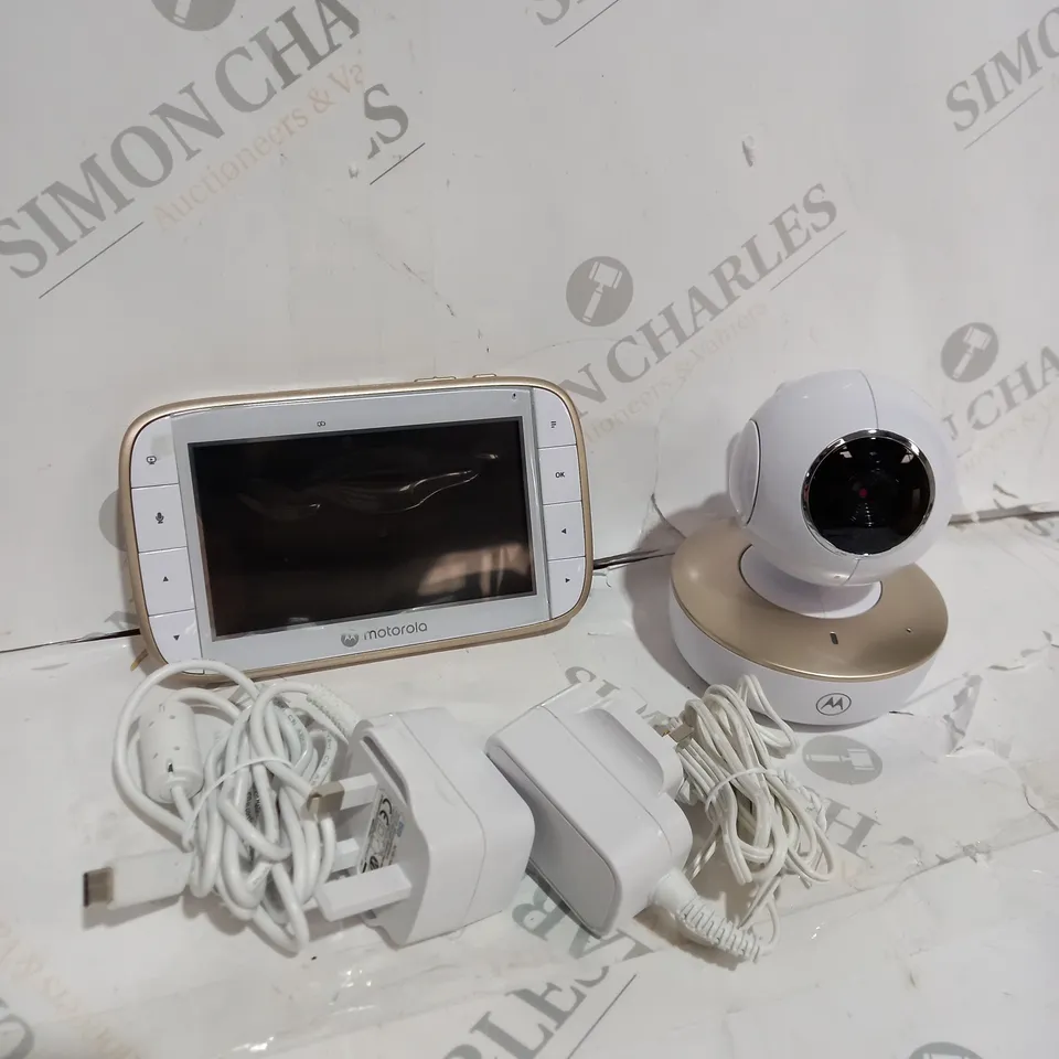 BOXED MOTOROLA PORTABLE RECHARGABLE BABY MONITOR 