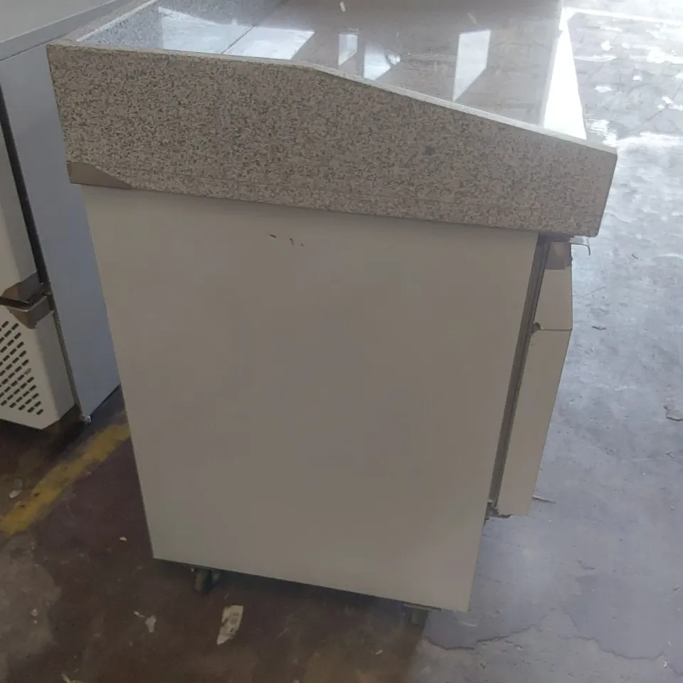 BLIZZARD BCC3PZBAXX COMMERCIAL 3 DOOR PIZZA PREP TABLE
