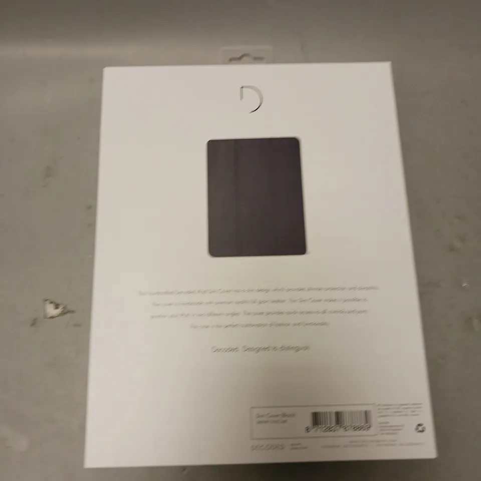 LOT OF APPROX 11 DECODED SLIM COVER FOR IPAD PRO