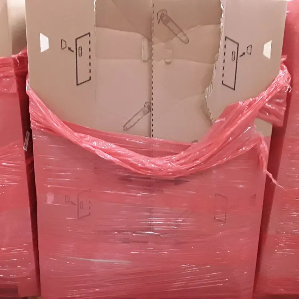 PALLET TO CONTAIN AN ASSORTMENT OF HOUSEHOLD ITEMS TO INCLUDE MINI TRAMPOLINE, THERMO SHOWER MIXER, KIDS SCOOTER AND CARPET KNEE KICKER ECT