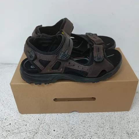 ECCO OFFROAD YUCATÁN MEN’S SANDALS – MOCHA, UK 9–9.5 (EU 43) – BOXED