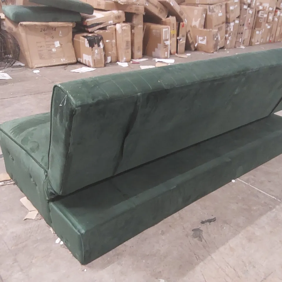QUALITY DESIGNER AUGIE 3 SEATER CLIC CLAC SOFA BED - REQUIRES ASSEMBLY