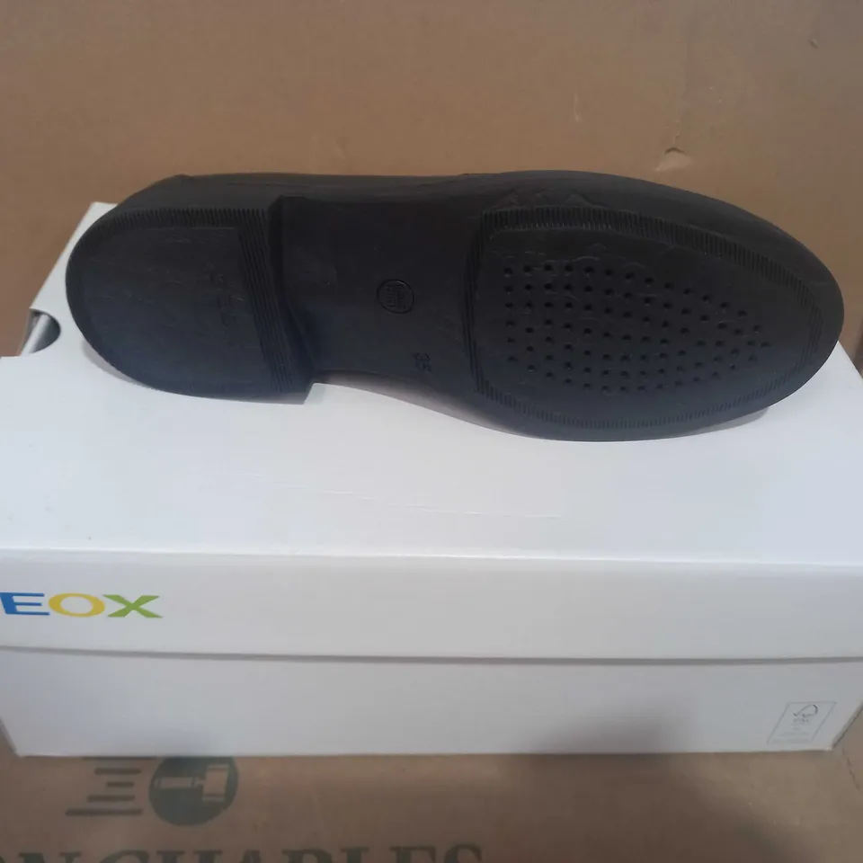 BOXED PAIR OF GEOX SLIP ON SHOES IN BLACK EU SIZE 35