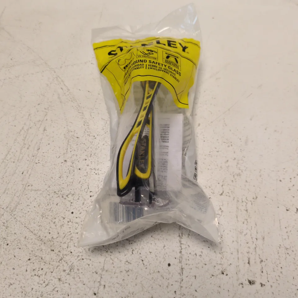 STANLEY WRAPAROUND SAFETY GLASSES – ADJUSTABLE NOSE PIECES, UV PROTECTION