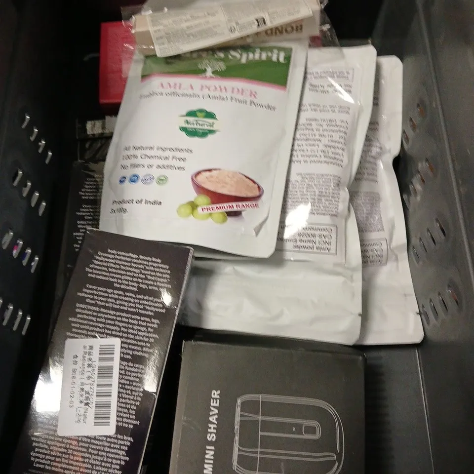 APPROXIMATELY 20 ASSORTED HEALTH & BEAUTY PRODUCTS TO INCLUDE CARVENCHY CREPEY SKIN REPAIR TREATMENT, GUTOLOGY MINERAL TOOTHPASTE, AVON CONDITIONER, ETC