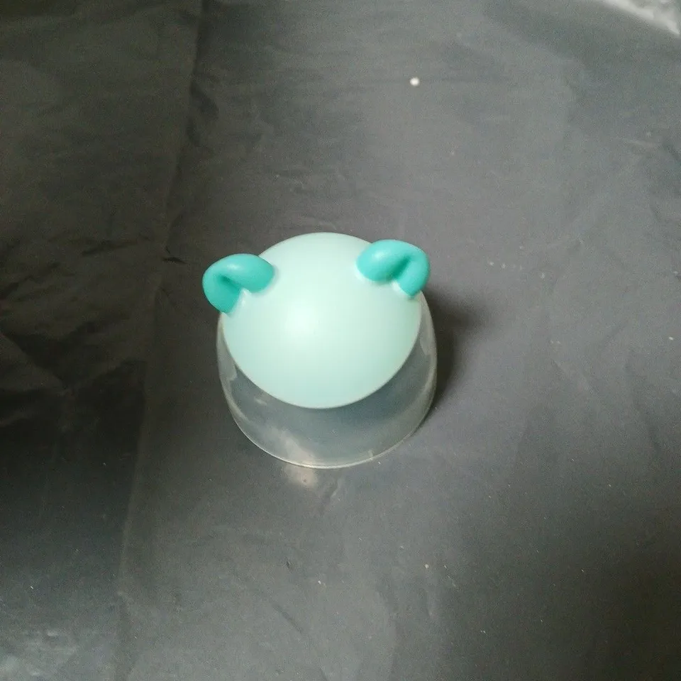 BOX OF APPROXIMATELY 48 X BABLOV WIDE NECK UNIVERSAL DUSTPROOF CAP